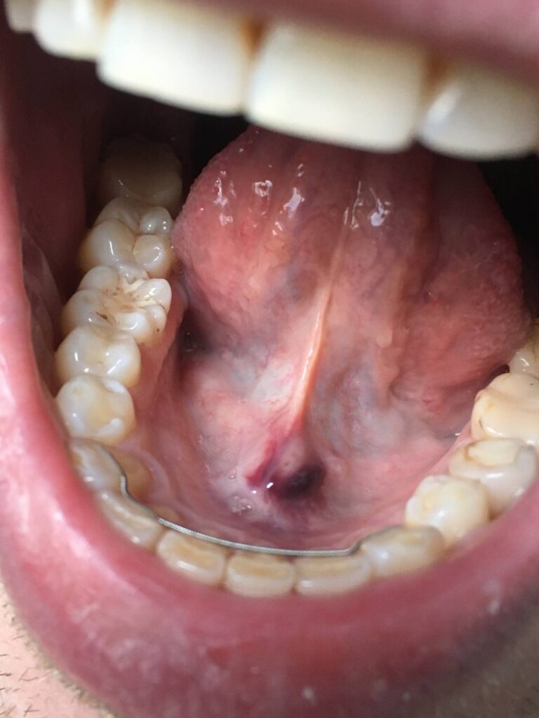 Изображение высокого разрешения в жанре фотографии с размерами 960x1280px.